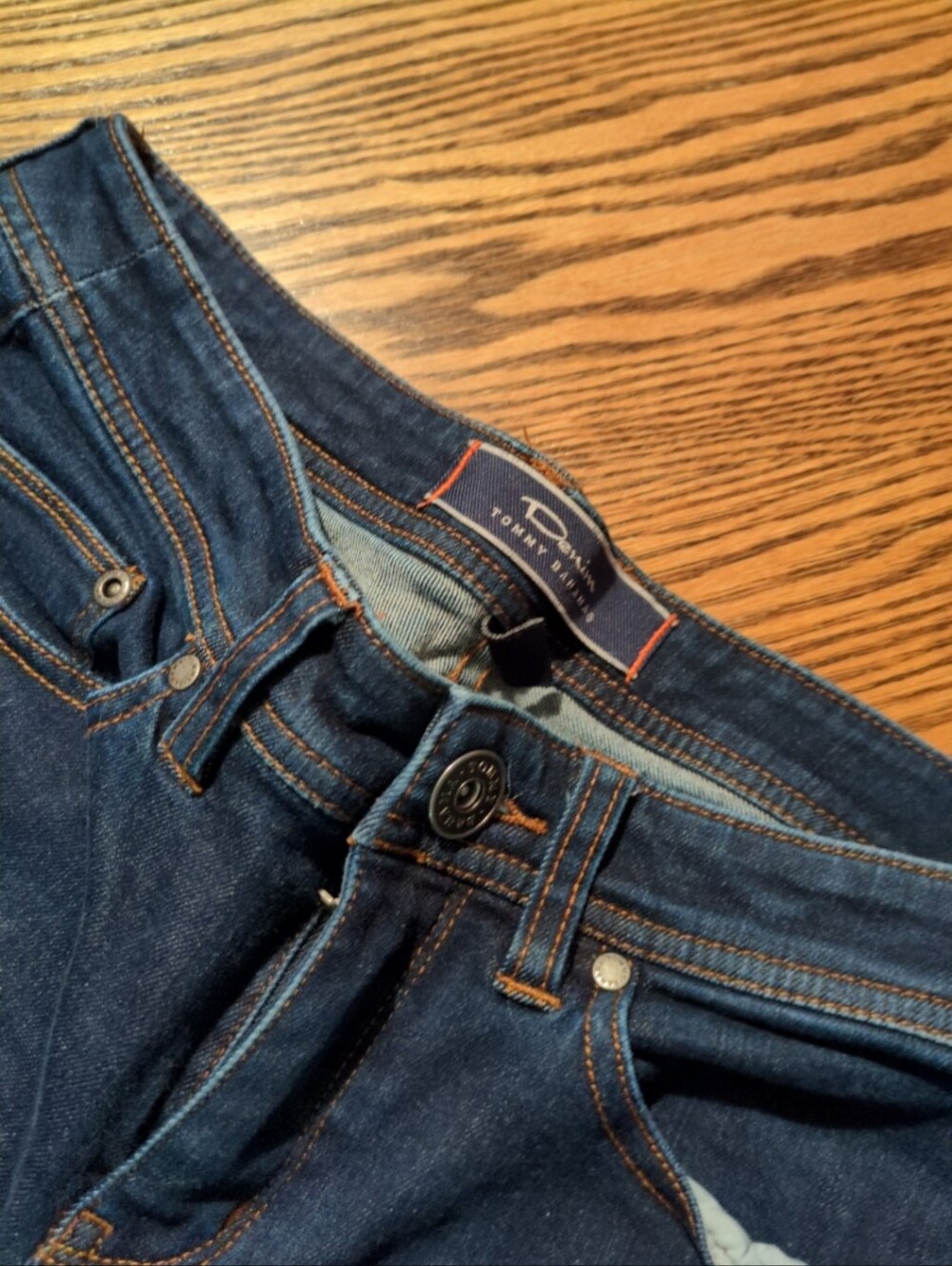Tommy Bahama straight jeans size 6 - Picture 2 of 5